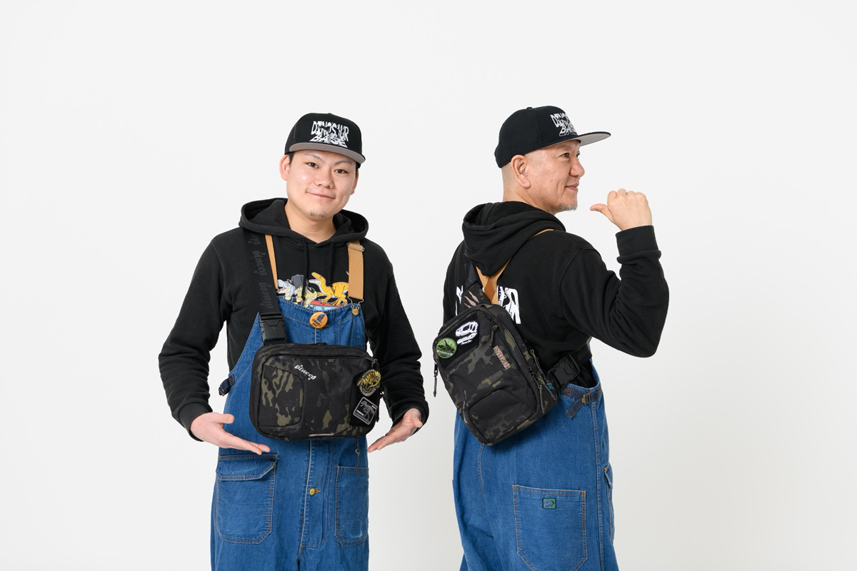 ダイナソーベースショルダーバッグ