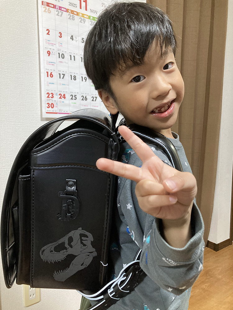 ダイナソーベース恐竜ランドセル購入者様写真