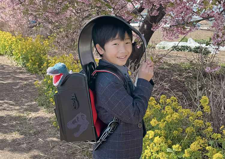 ダイナソーベース恐竜ランドセル購入者様写真