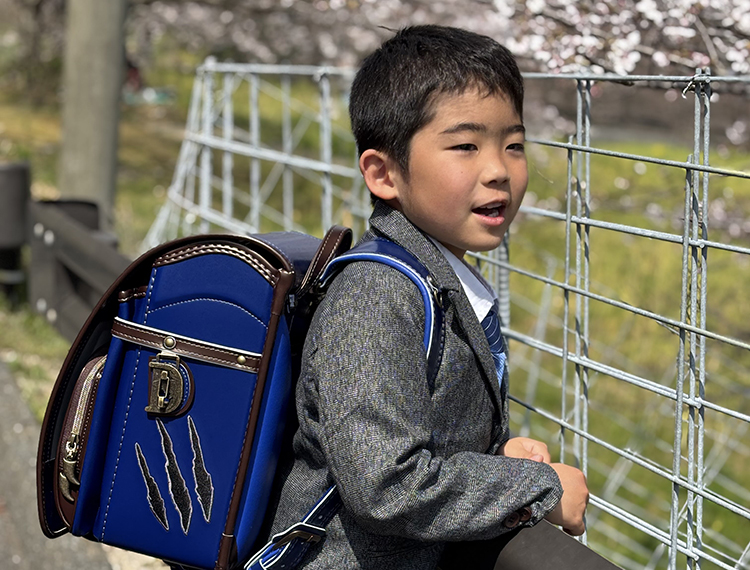 ダイナソーベース恐竜ランドセル購入者様写真