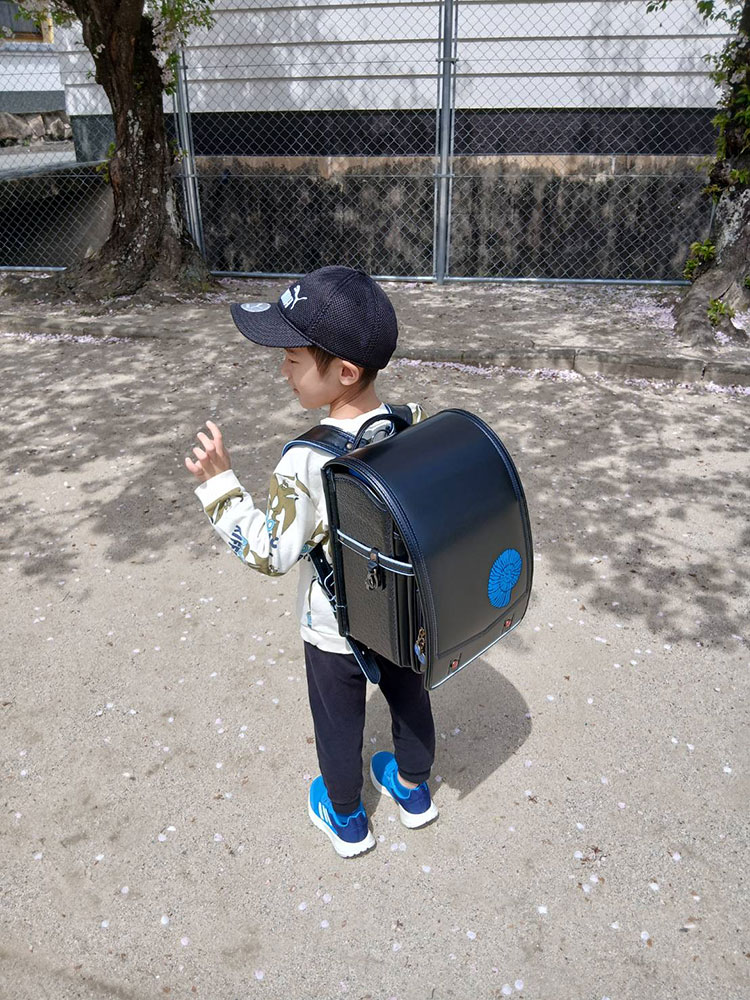 ダイナソーベース恐竜ランドセル購入者様写真