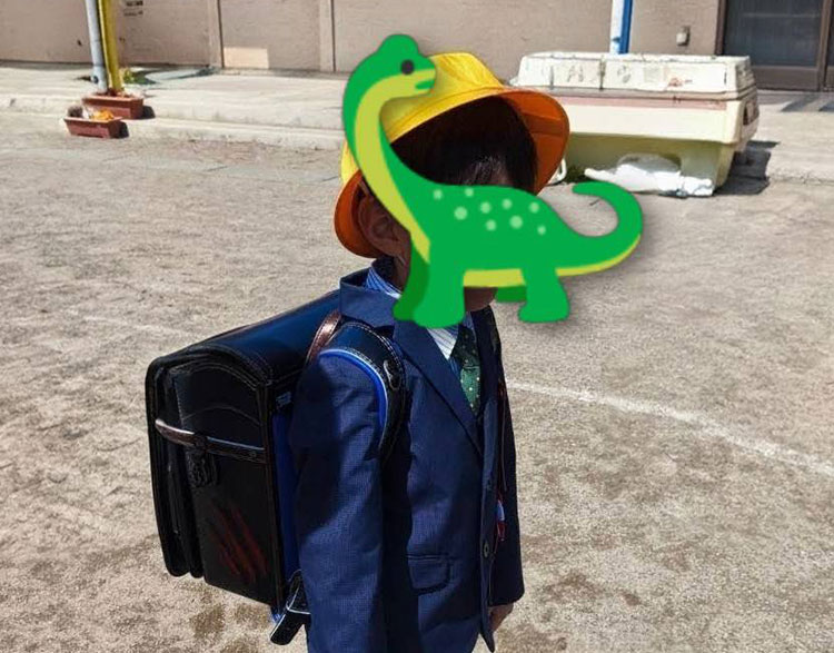 ダイナソーベース恐竜ランドセル購入者様写真