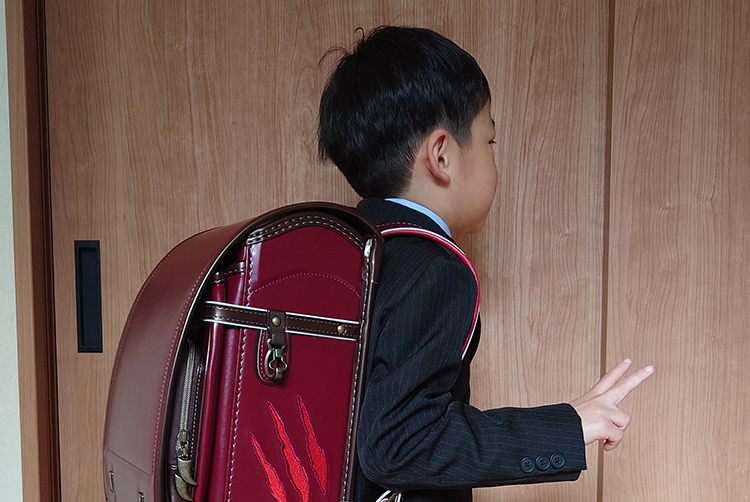 ダイナソーベース恐竜ランドセル購入者様写真