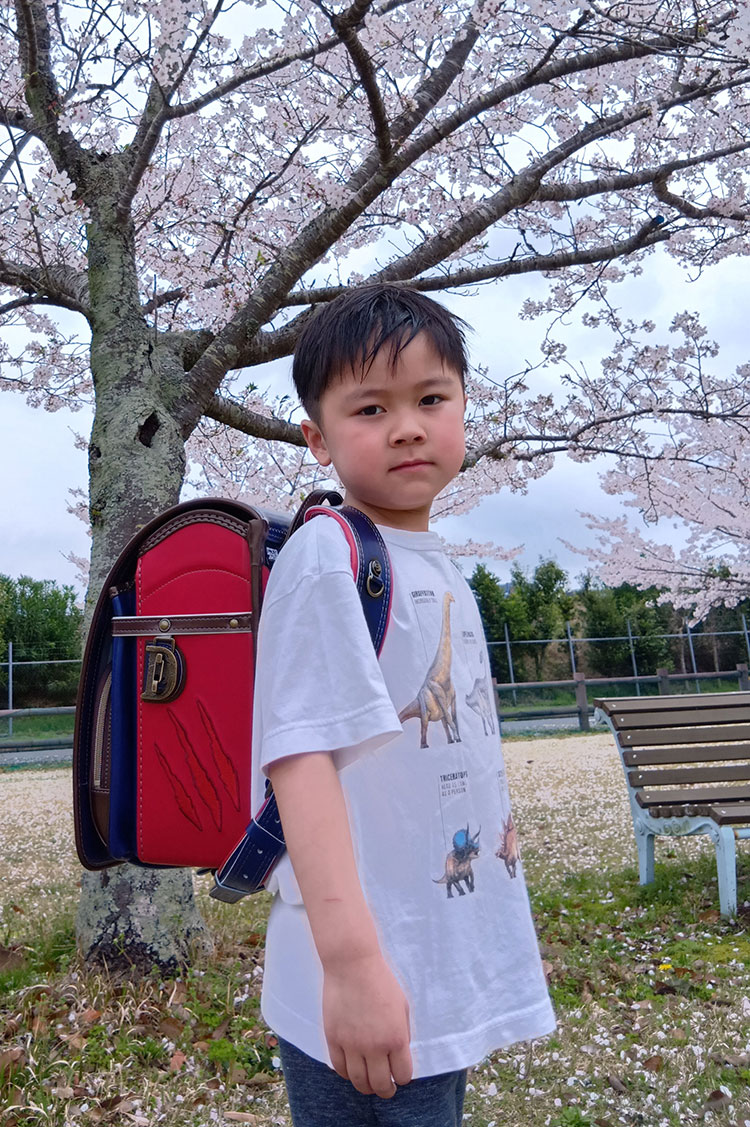 ダイナソーベース恐竜ランドセル購入者様写真