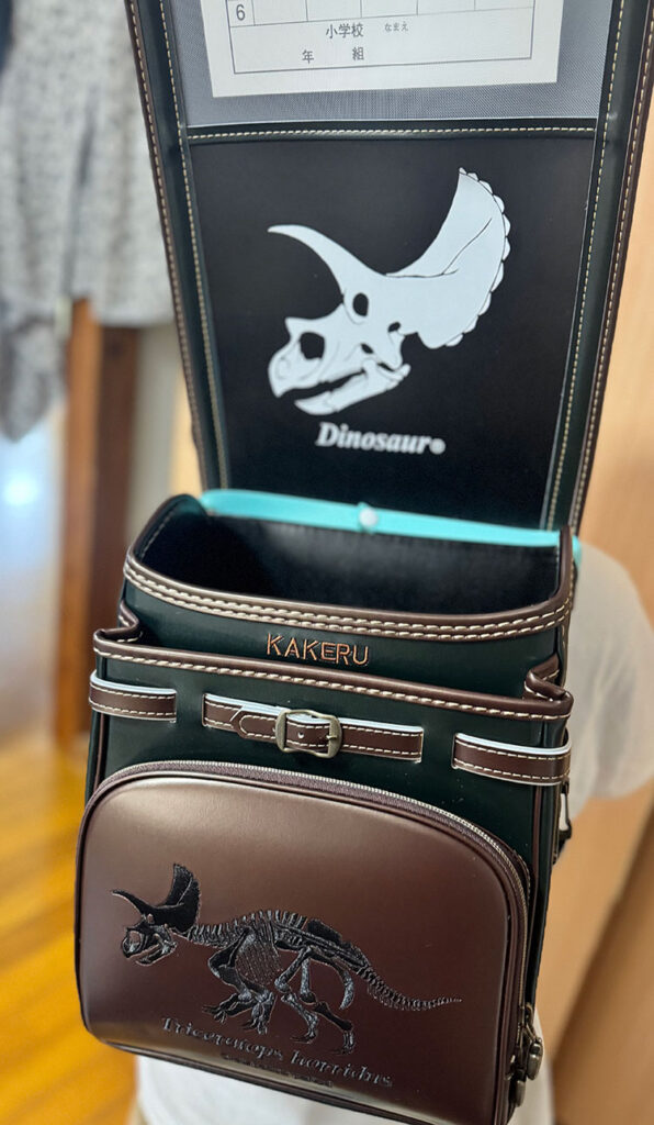 ダイナソーベース恐竜ランドセル購入者様写真