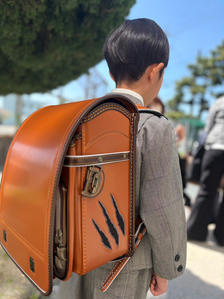 ダイナソーベース恐竜ランドセル購入者様写真