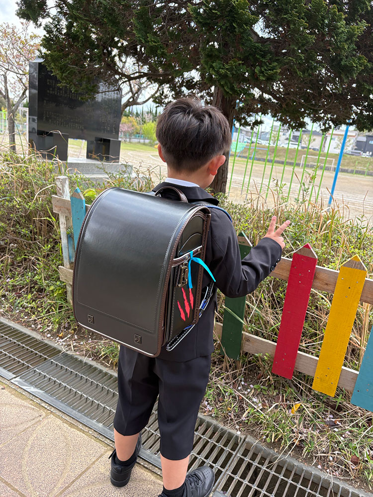 ダイナソーベース恐竜ランドセル購入者様写真