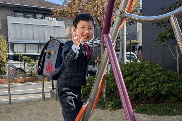 ダイナソーベース恐竜ランドセル購入者様写真