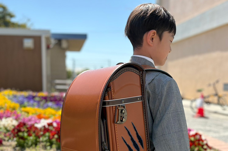 ダイナソーベース恐竜ランドセル購入者様写真