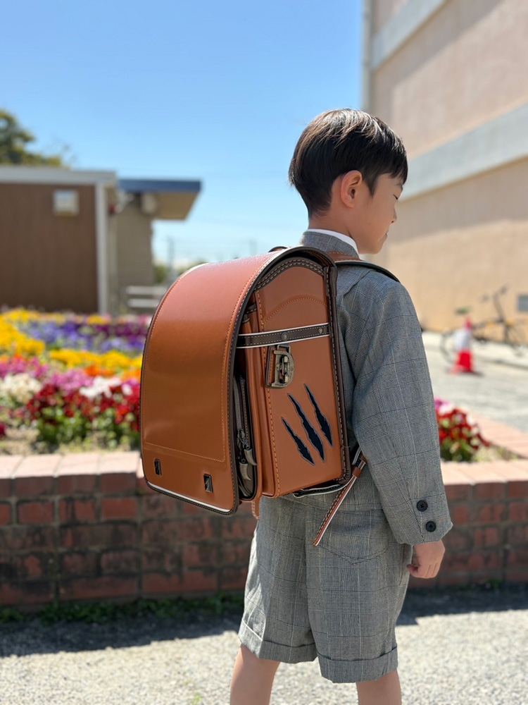 ダイナソーベース恐竜ランドセル購入者様写真