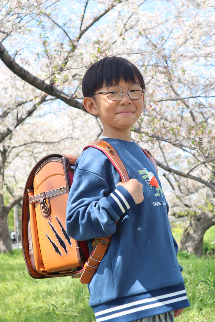 ダイナソーベース恐竜ランドセル購入者様写真